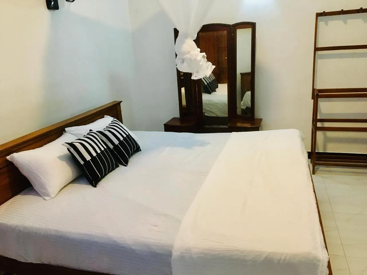 Hill View Hanthana Homestay Kandy